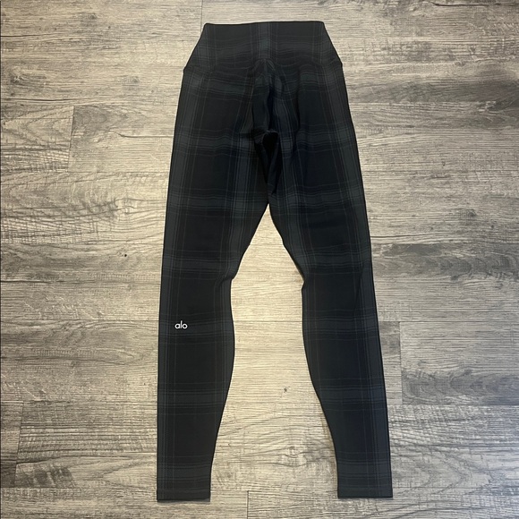 ALO Yoga Black Plaid Leggings - Picture 3 of 7